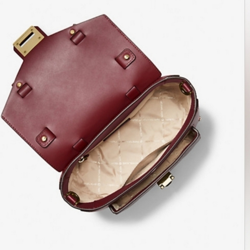 💜🔹️Michael Kors 🔹️Manhattan Medium Leather and Logo Satchel- Dark Cherry - Picture 6 of 7
